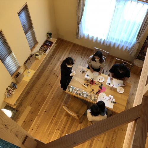 『シラス消臭フラワーオブジェ教室』を開催しました！